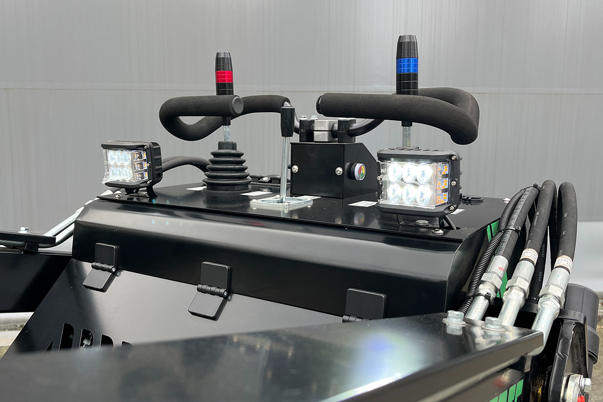 Skid Steer SK650W - 900kg - KYB - Elektrisk