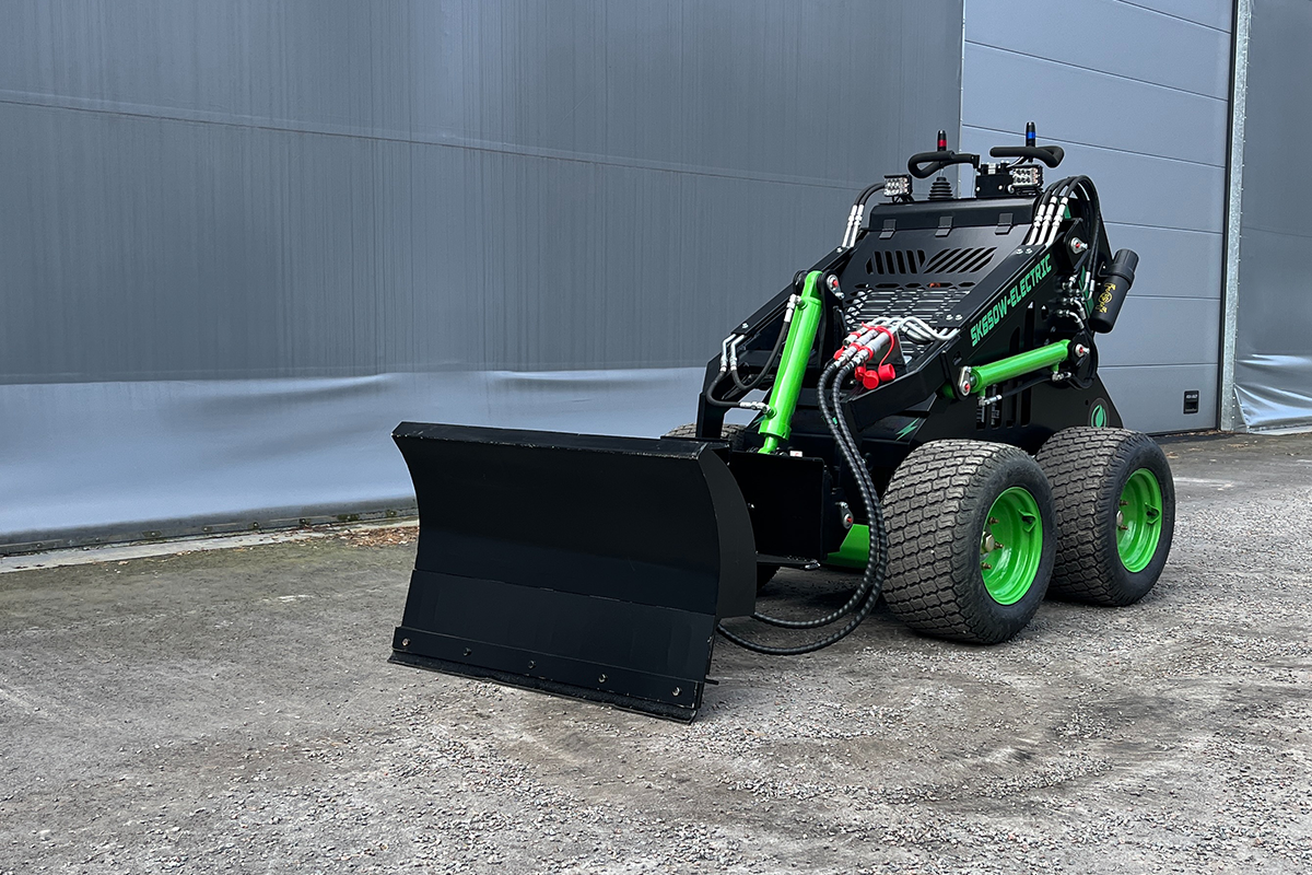 Skid Steer SK650W - 900kg - KYB - Elektrisk