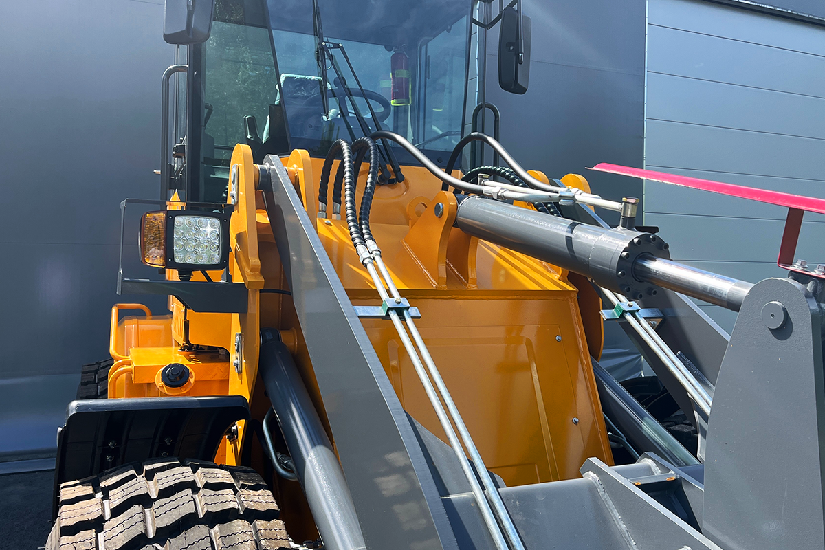 Everun L30-5 Multi - 4x4 - 75hk - Steg5