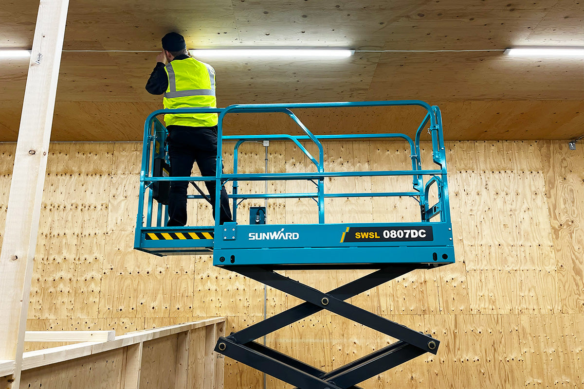 Sunwards populära SWSL-serie av elektriska saxliftar