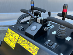 Skid Steer SK650 - 900kg - Briggs & Stratton - Band - Bensin