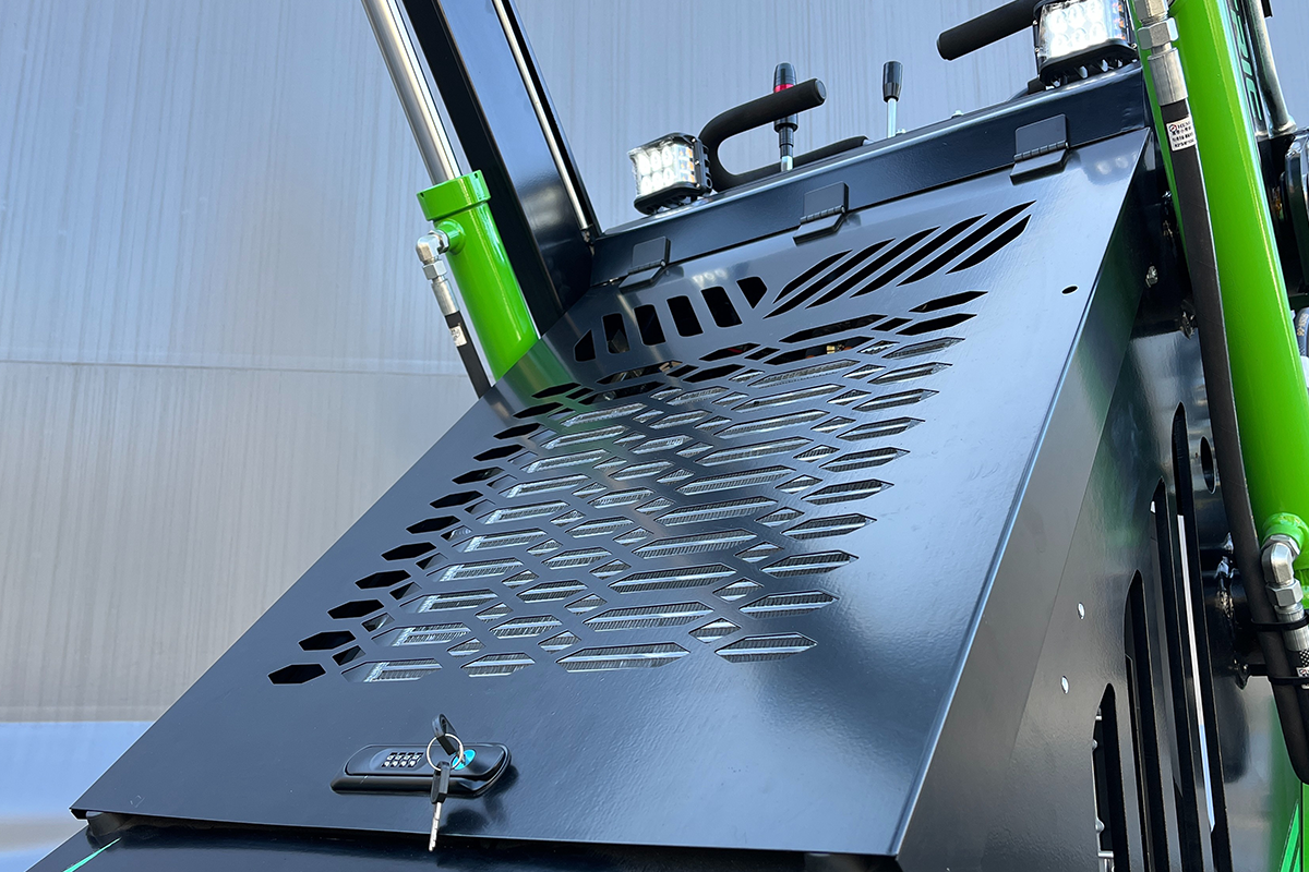 Skid Steer SK650 - 900kg - Briggs & Stratton - Band - Bensin