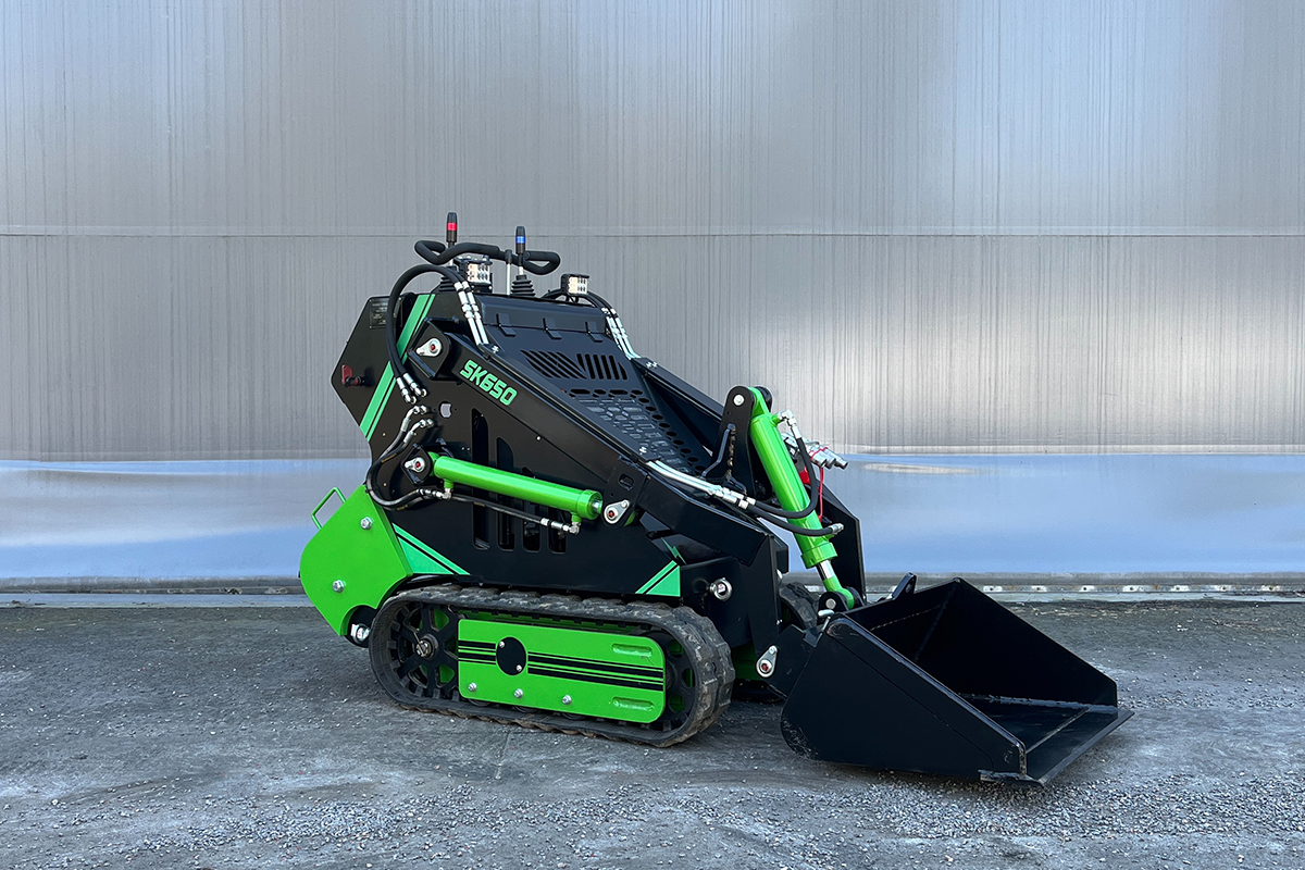 Skid Steer SK650 - 900kg - Briggs & Stratton - Band - Bensin