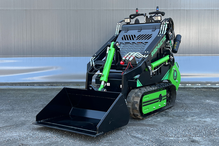 Skid Steer SK650 - 900kg - KYB - Elektrisk - Nykyrka Maskiner