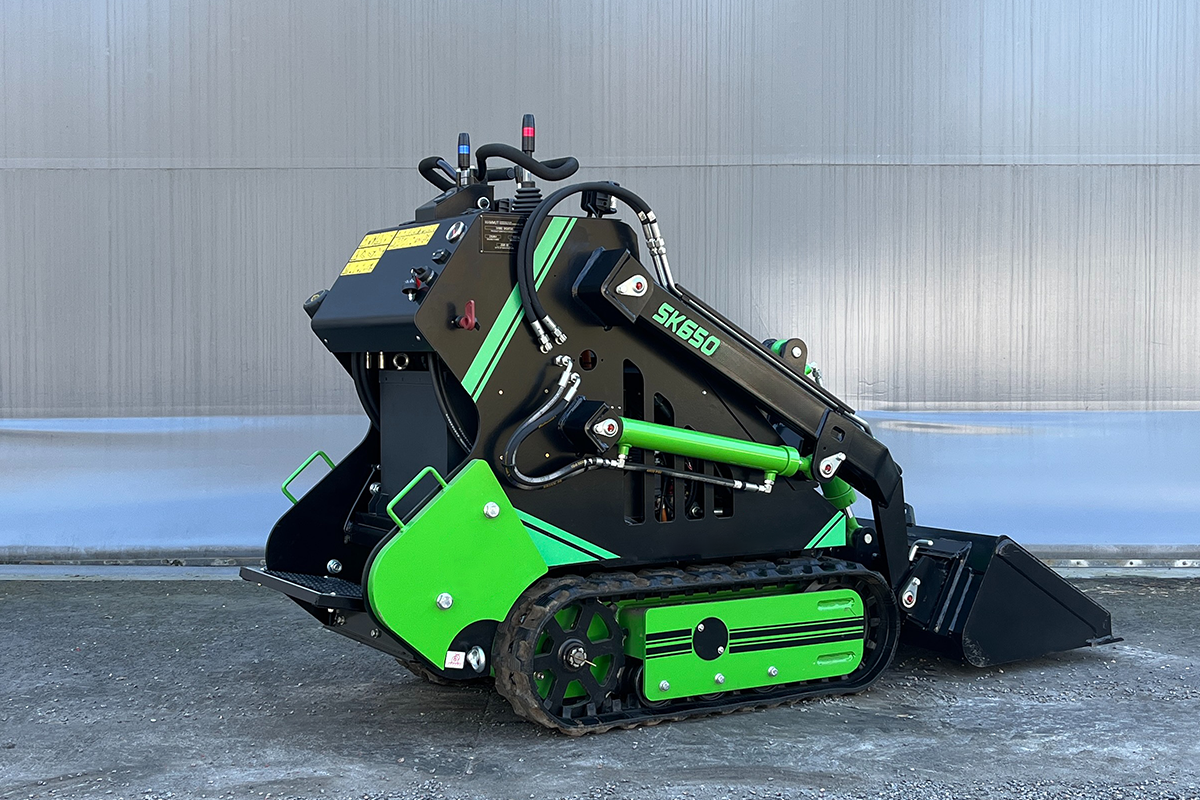 Skid Steer SK650 - 900kg - Briggs & Stratton - Band - Bensin