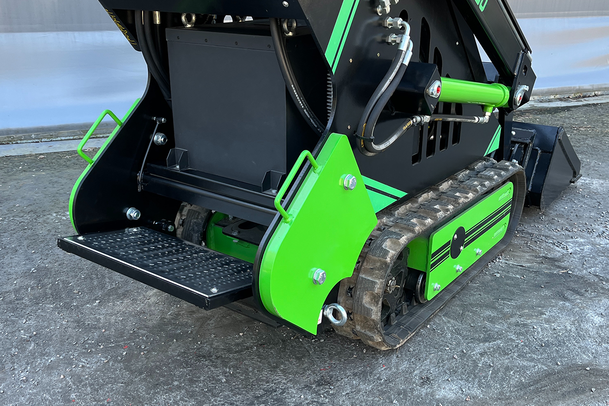 Skid Steer SK650 - 900kg - Briggs & Stratton - Band - Bensin