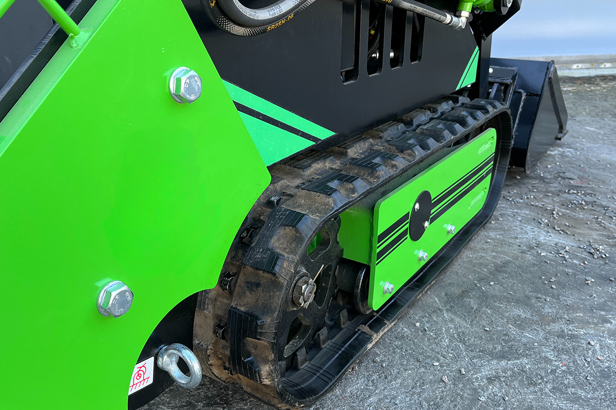 Skid Steer SK650 - 900kg - Briggs & Stratton - Band - Bensin