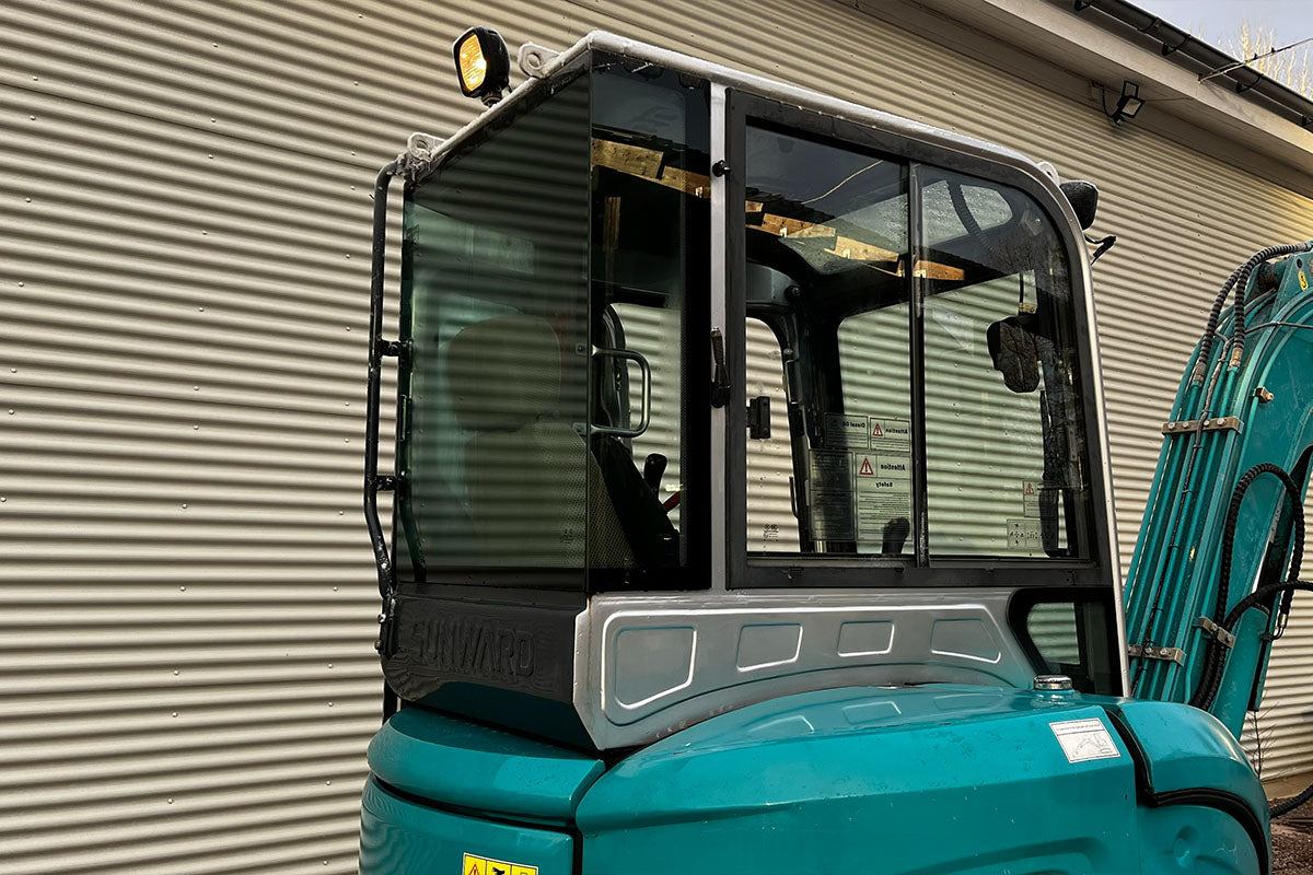 BEGAGNAD - SUNWARD SWE40UB - 4130kg - Kubota