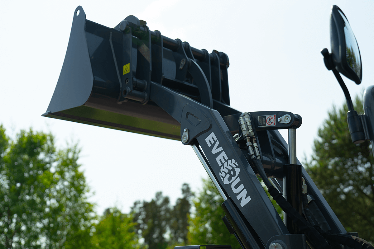 Everun ER08E - 4x4 - Lyfter 800kg - Elektrisk