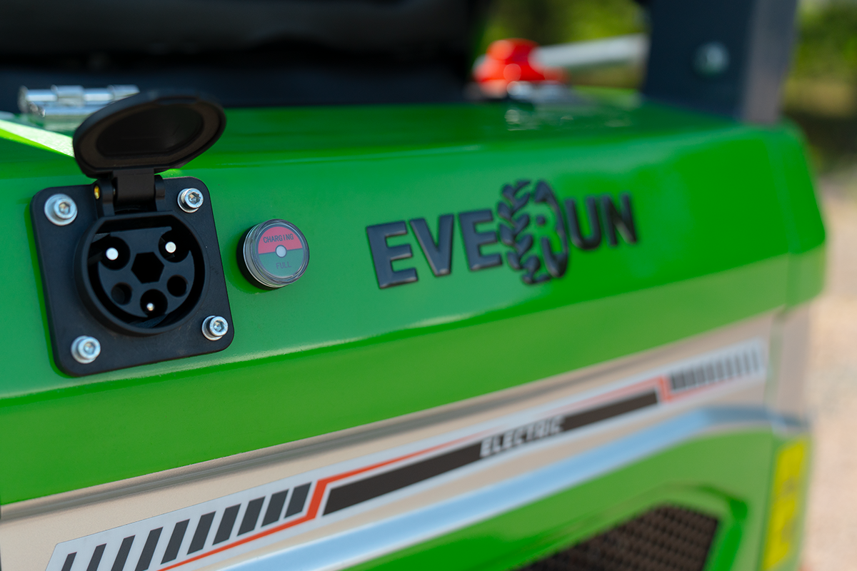 Everun ER08E - 4x4 - Lyfter 800kg - Elektrisk