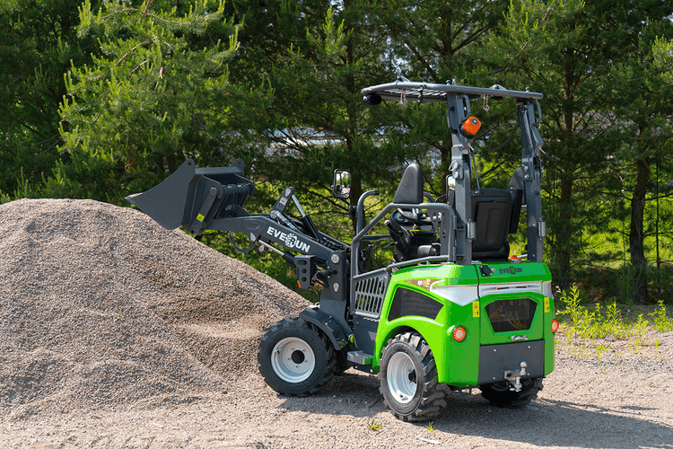 Everun ER08E - 4x4 - Lyfter 800kg - Elektrisk - Nykyrka Maskiner