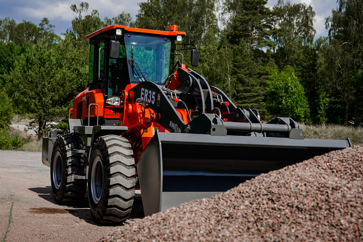 Everun ER35 - 4x4 - DEUTZ 125hk