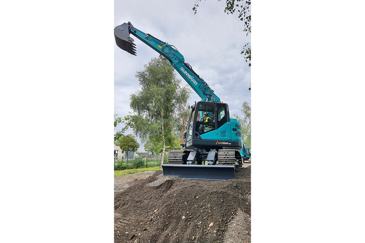 SUNWARD SWE155UF-2PB - 17000kg - Cummins - Nykyrka Maskiner