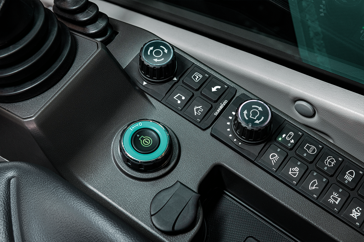 SUNWARD SWE 240FE - 23 360kg - Elektrisk - Nykyrka Maskiner