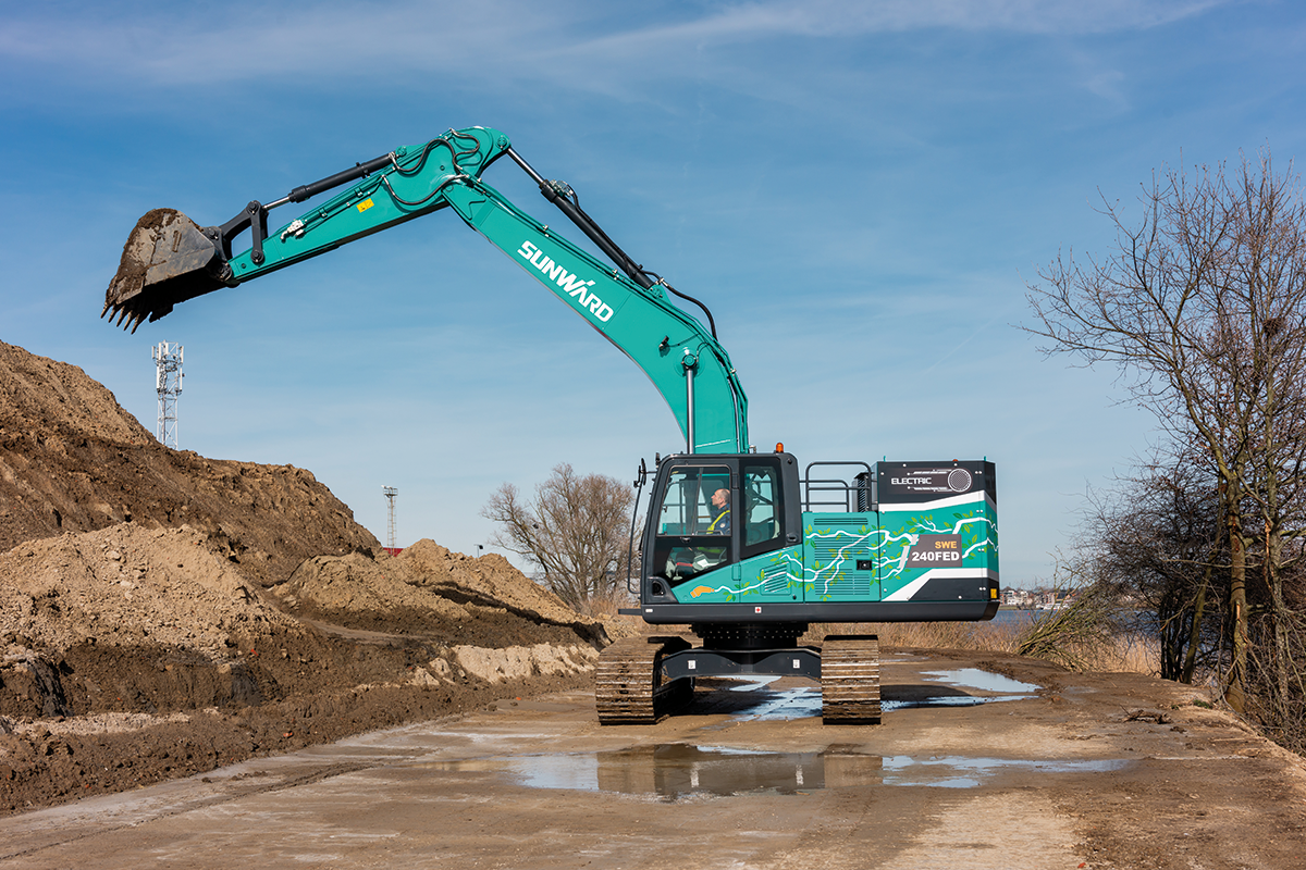 SUNWARD SWE 240FE - 23 360kg - Elektrisk - Nykyrka Maskiner