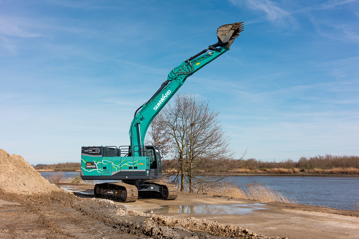 SUNWARD SWE 240FE - 23 360kg - Elektrisk - Nykyrka Maskiner