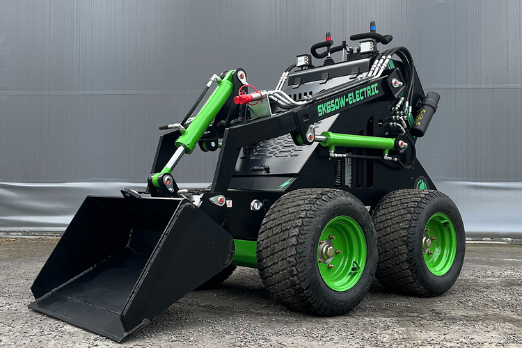 Skid Steer SK650W - 900kg - KYB - Elektrisk - Nykyrka Maskiner