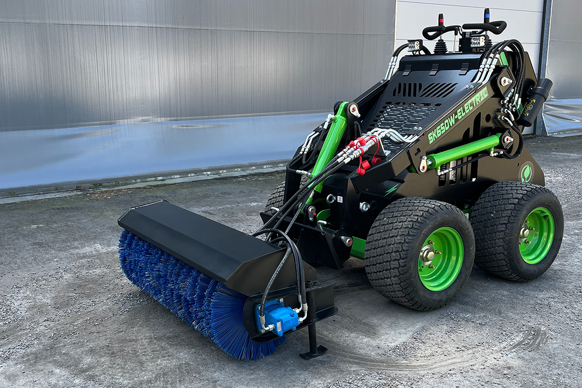 Skid Steer SK650W - 900kg - KYB - Elektrisk