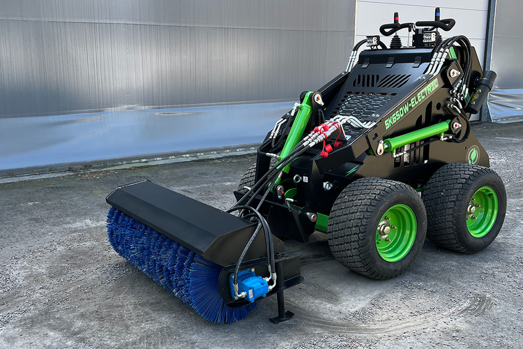 Skid Steer SK650W - 900kg - KYB - Elektrisk - Nykyrka Maskiner