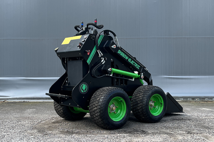 Skid Steer SK650W - 900kg - KYB - Elektrisk - Nykyrka Maskiner