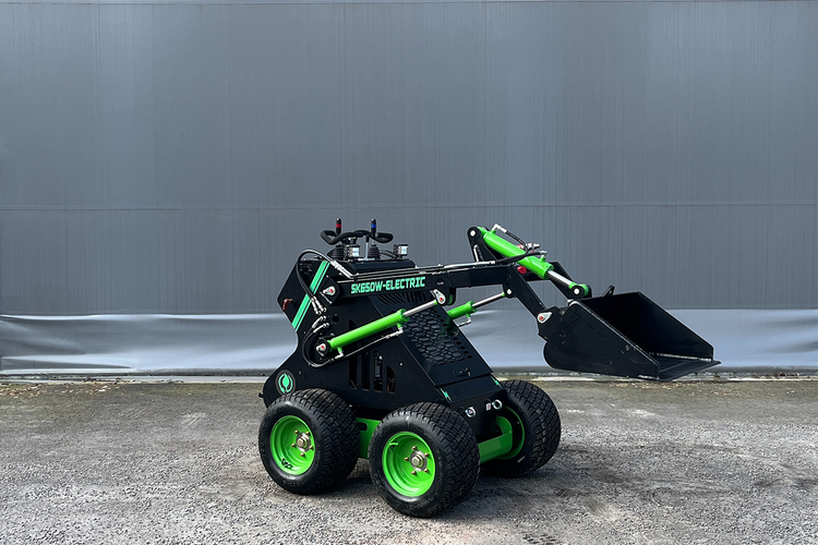 Skid Steer SK650W - 900kg - KYB - Elektrisk - Nykyrka Maskiner