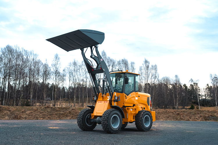 Everun L30-5v2 Multi - 4x4 - 75hk - Steg5 - Nykyrka Maskiner
