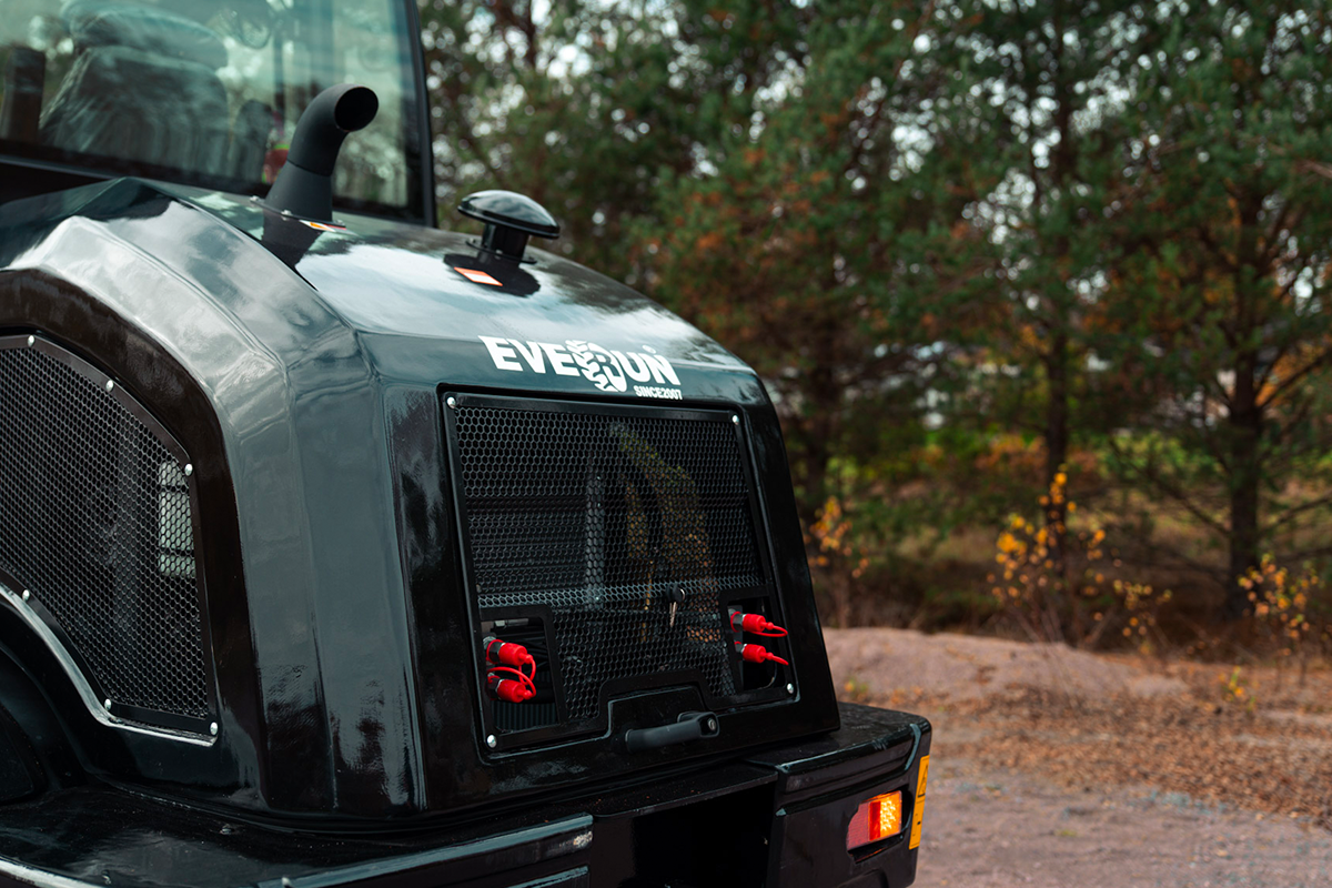 Everun ER420T Premium - 4x4 - 75hk - Steg5