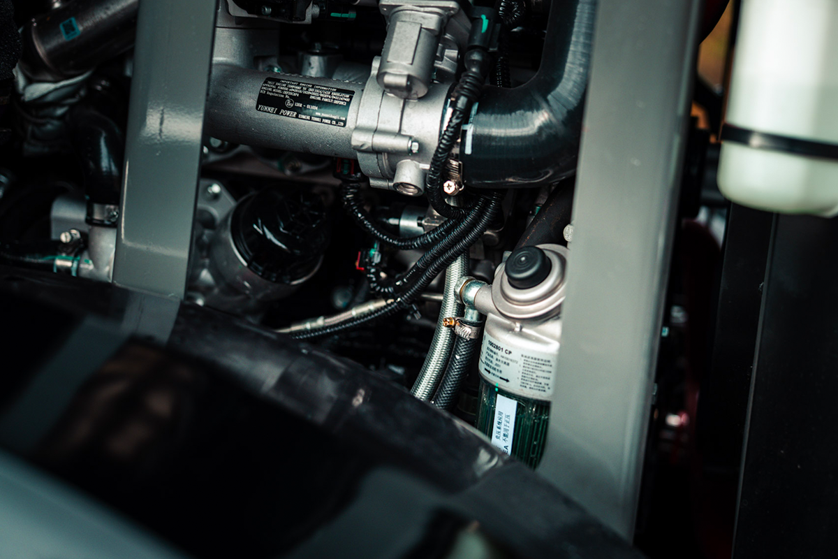 Everun ER420T Premium - 4x4 - 75hk - Steg5