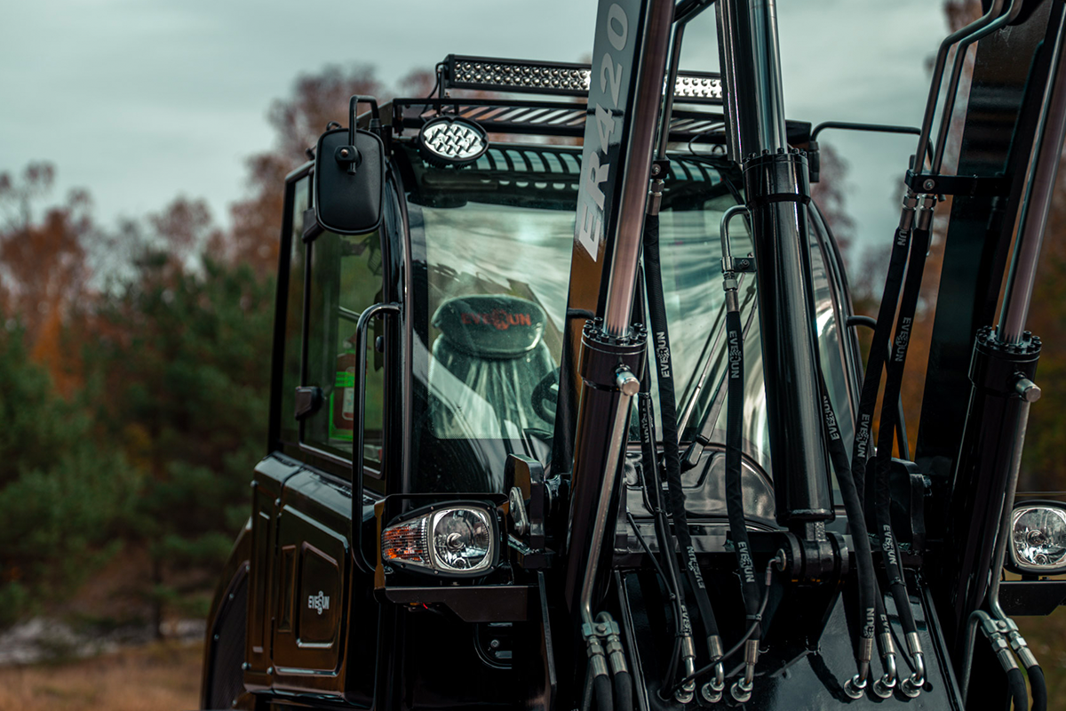 Everun ER420T Premium - 4x4 - 75hk - Steg5