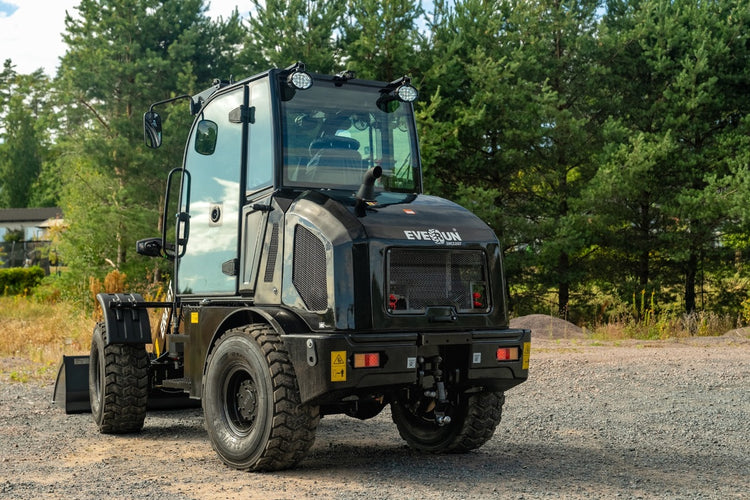 Everun ER416T Premium - 4x4 - 60hk - Steg5