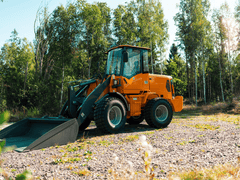 Everun L30-5v2 Multi - 4x4 - 75hk - Steg5 - Nykyrka Maskiner