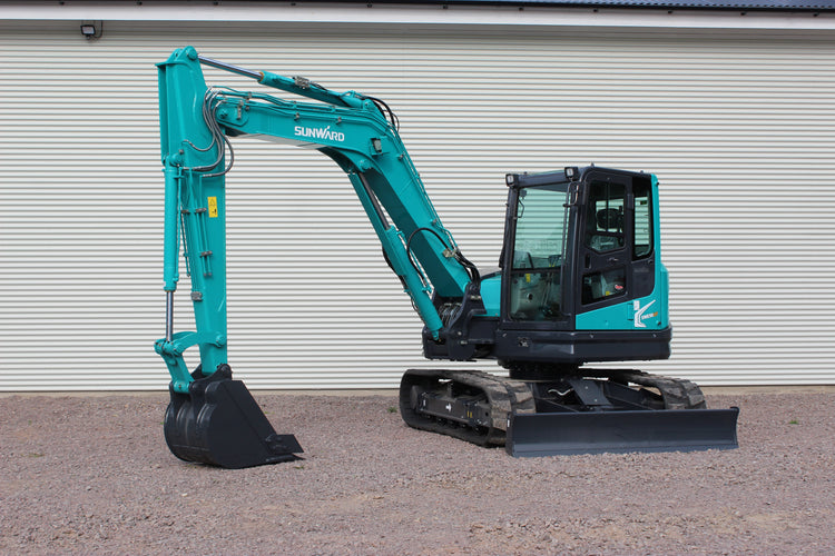DEMOMASKIN - 11H - SUNWARD SWE90UF GRÄVMASKIN - 8750kg - Yanmar - Nykyrka Maskiner