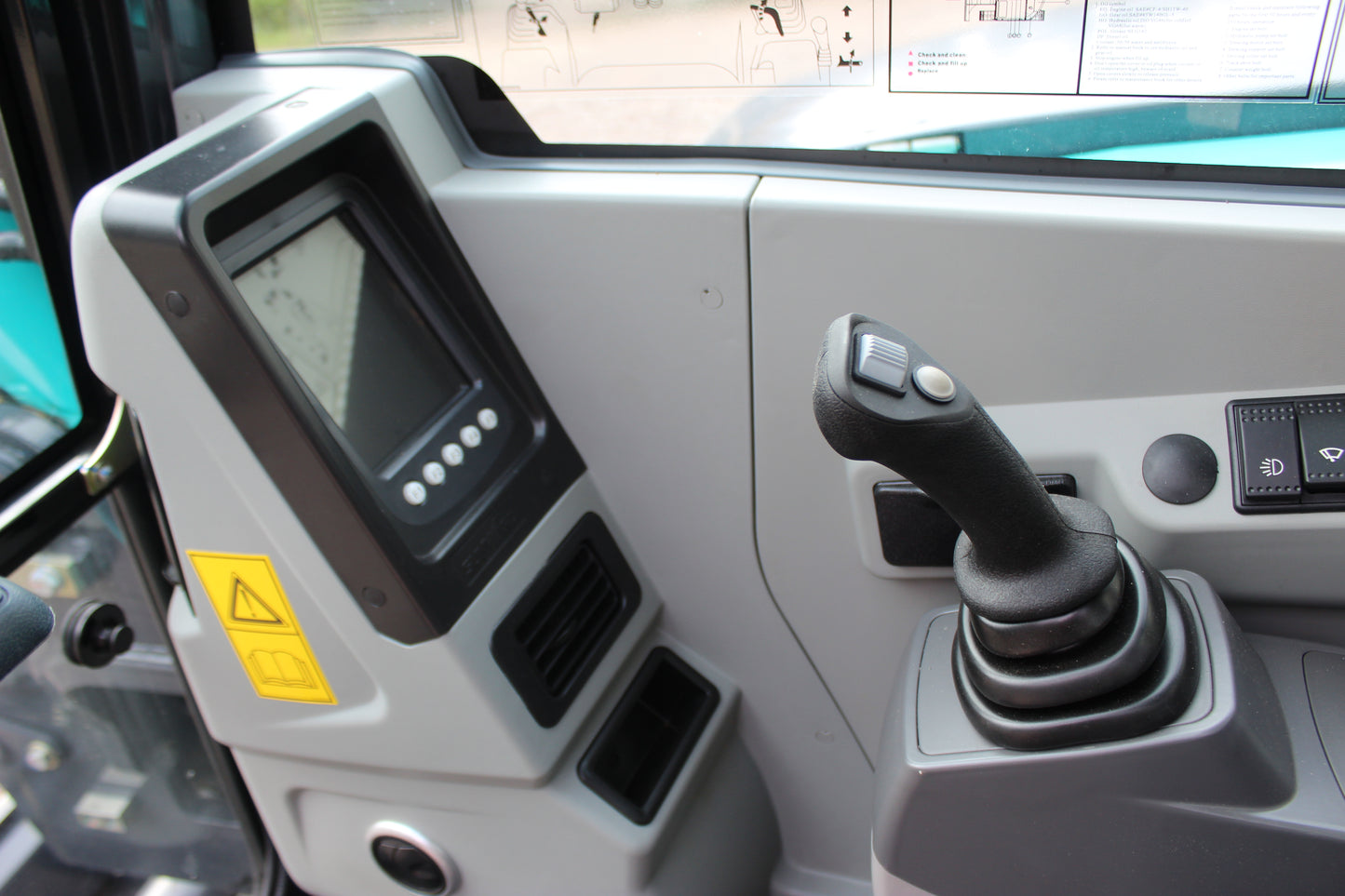 DEMOMASKIN - 11H - SUNWARD SWE90UF GRÄVMASKIN - 8750kg - Yanmar