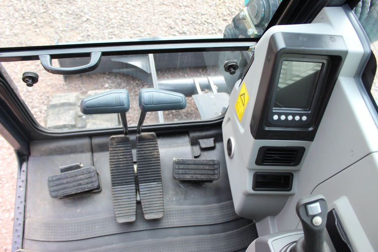 DEMOMASKIN - 11H - SUNWARD SWE90UF GRÄVMASKIN - 8750kg - Yanmar - Nykyrka Maskiner