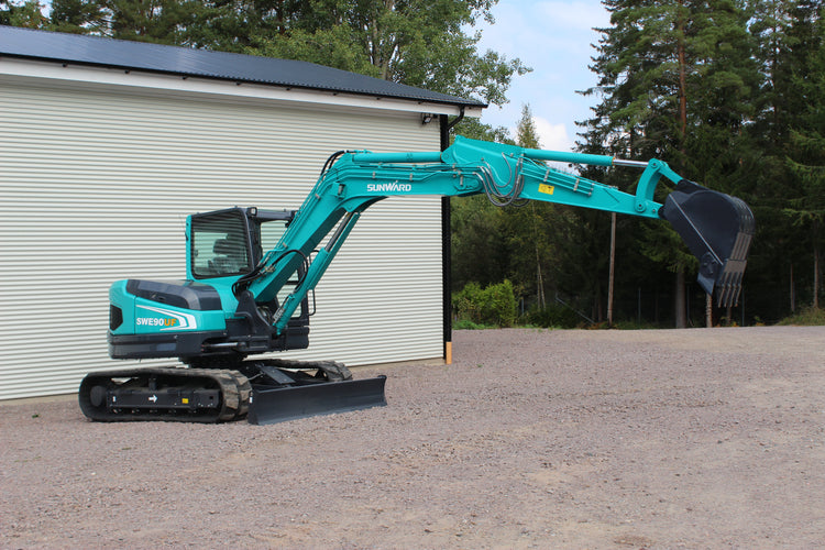 DEMOMASKIN - 11H - SUNWARD SWE90UF GRÄVMASKIN - 8750kg - Yanmar - Nykyrka Maskiner