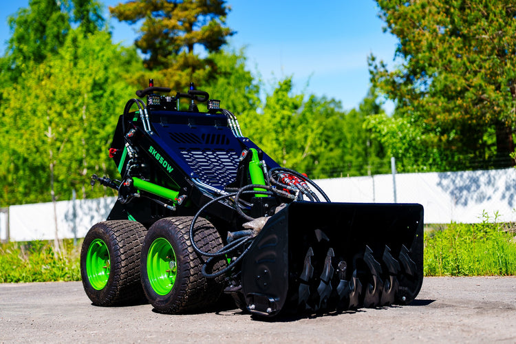 Skid Steer SK650W - 900kg - Briggs & Stratton - Bensin - Nykyrka Maskiner