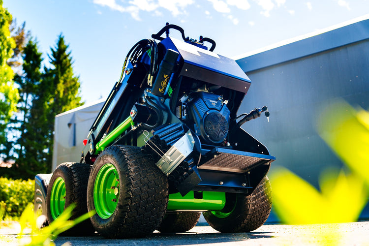 Skid Steer SK650W - 900kg - Briggs & Stratton - Bensin - Nykyrka Maskiner