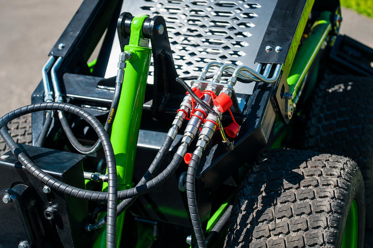 Skid Steer SK650W - 900kg - Briggs & Stratton - Bensin - Nykyrka Maskiner