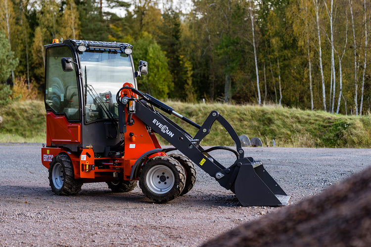Everun ER1220 - 4x4 - Kubota 24hk - Steg5 - Nykyrka Maskiner