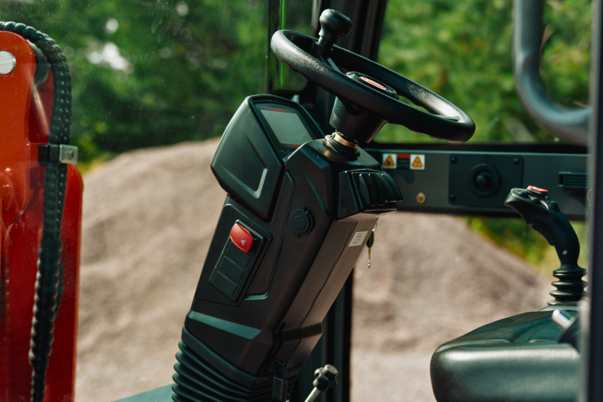 Everun ER06 - 4x4 - Kubota 26hk - Steg5