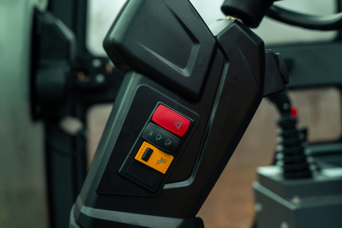 Everun EREL10 - 4x4 - Lyfter 1000kg