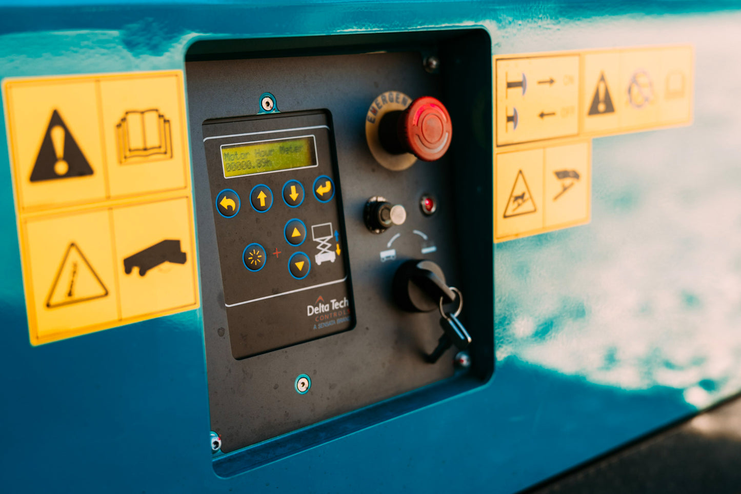 SUNWARD SWSL 1412DC - 14m lyfthöjd - 3000kg