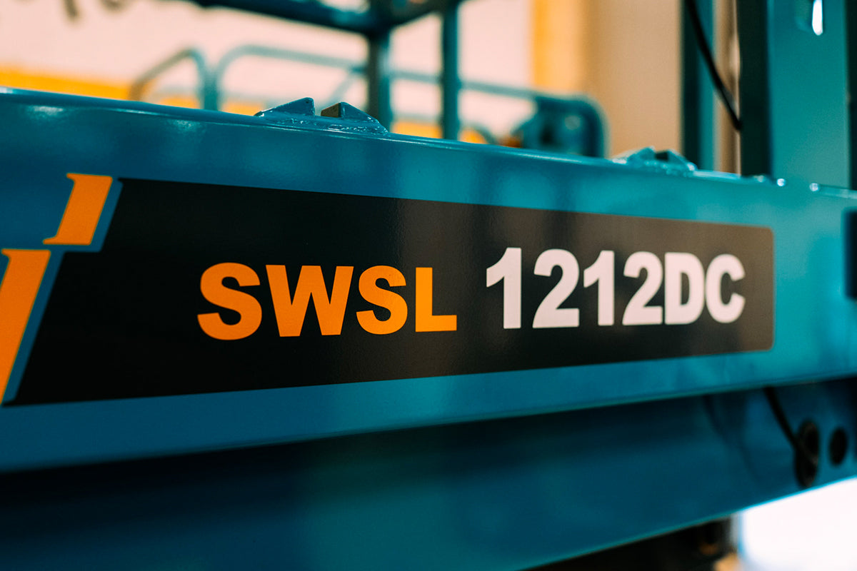 SUNWARD SWSL 1212DC - 12m lyfthöjd - 2950kg - Nykyrka Maskiner