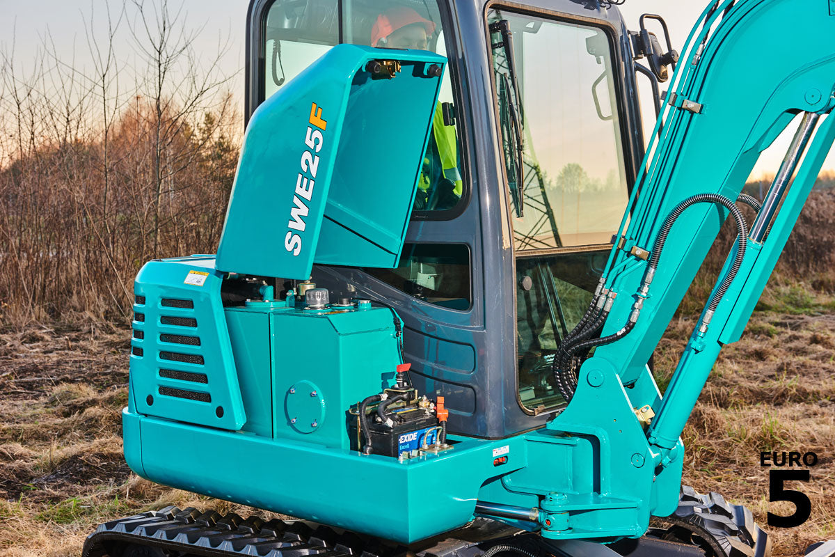 SUNWARD SWE25F - 2640kg - 19,5hk - Steg5