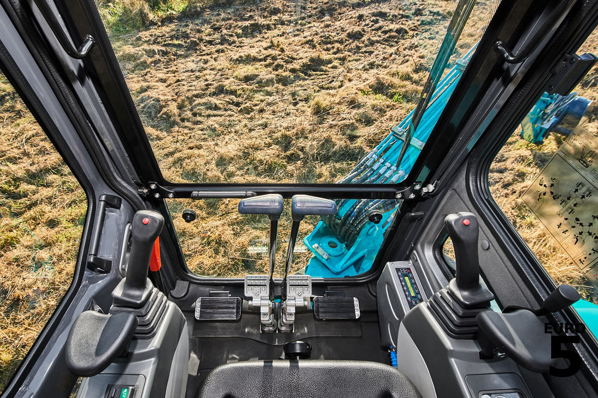 SUNWARD SWE25F - 2640kg - 19,5hk - Steg5