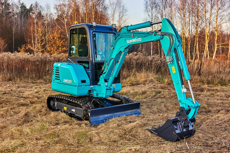 SUNWARD SWE 25F - 2640kg - 19,5hk - Nykyrka Maskiner