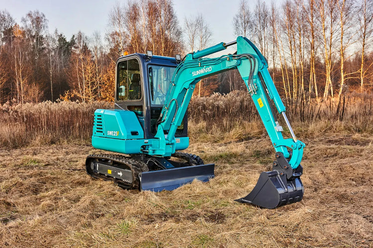 SUNWARD SWE 25F - 2640kg - 19,5hk - Nykyrka Maskiner
