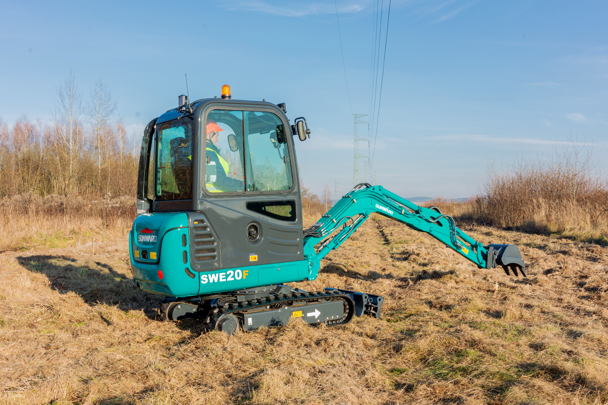 SUNWARD SWE20F - 1940kg - Yanmar - Steg5