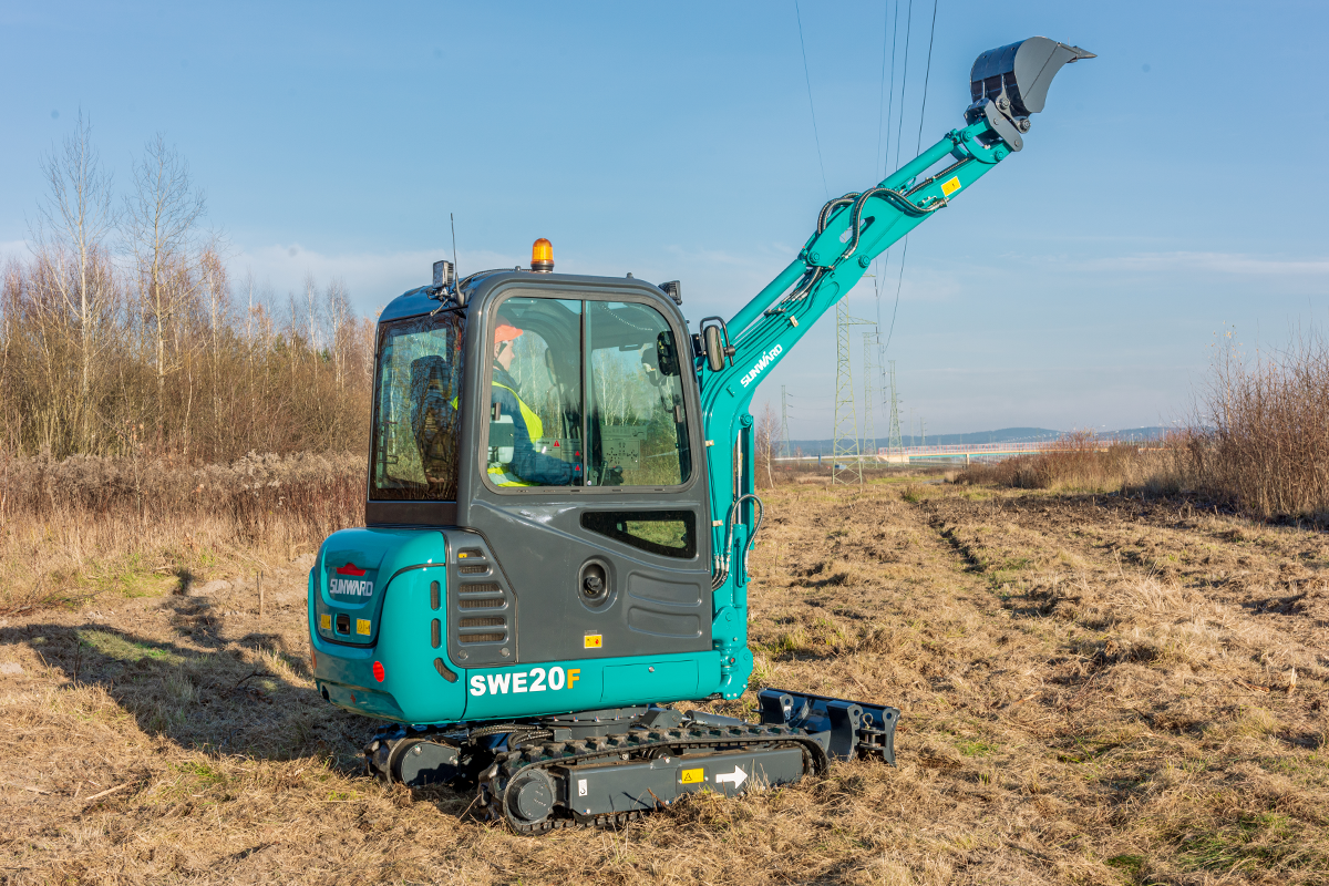 SUNWARD SWE20F - 1940kg - Yanmar - Steg5