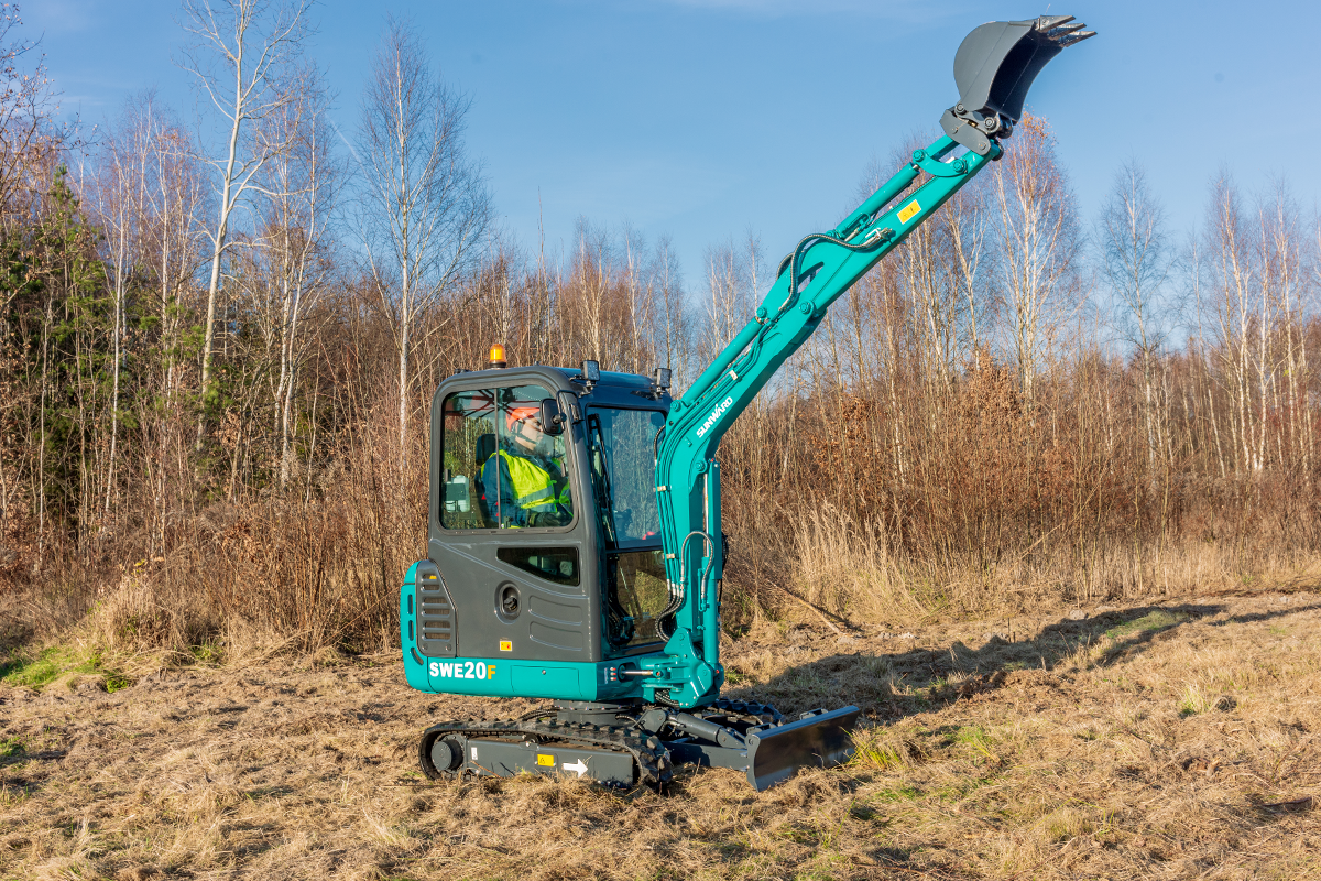 SUNWARD SWE20F - 1940kg - Yanmar - Steg5